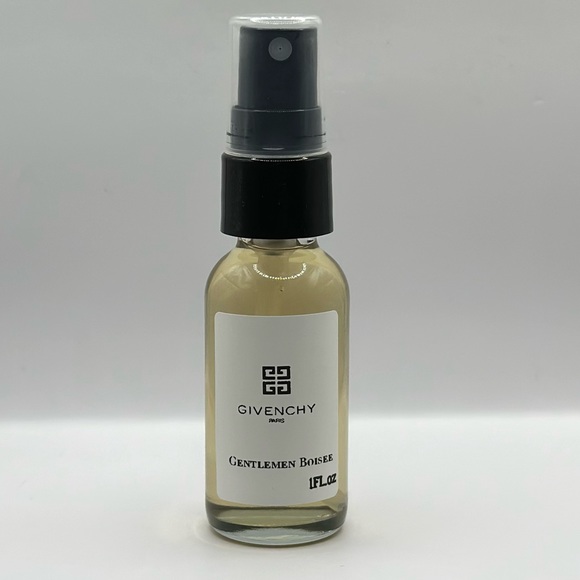 NEW Givenchy gentleman Boise - Picture 1 of 1